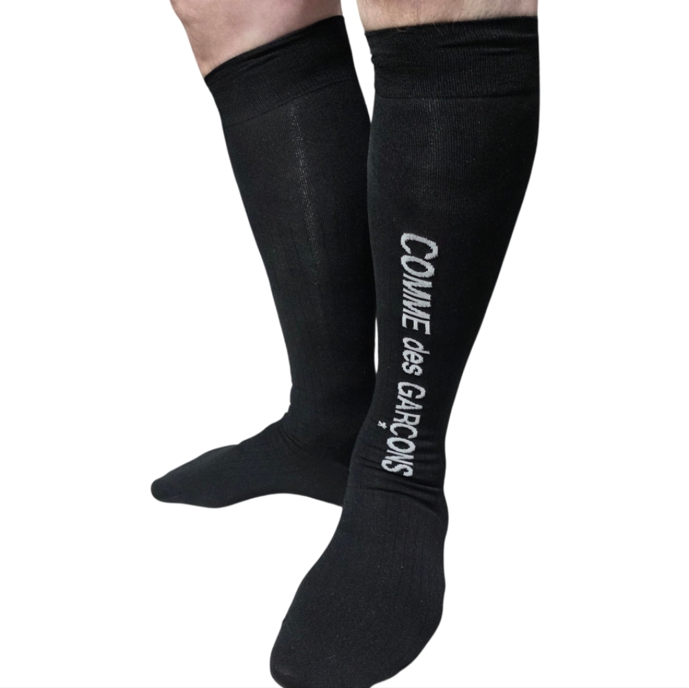 NWT Comme des Garcons Black logo socks Sz M